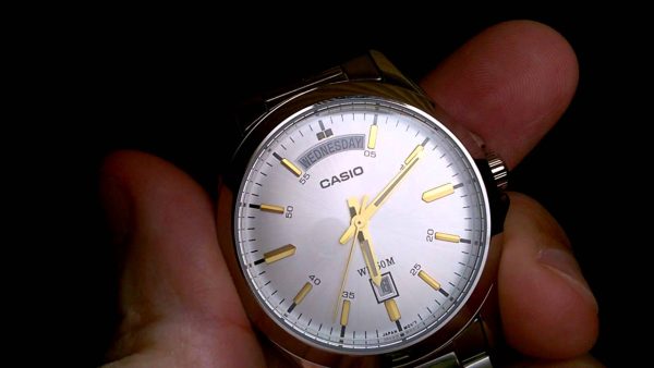 Casio - MTP-1370D-7A2VDF - Stainless Steel Watch For Men Sale