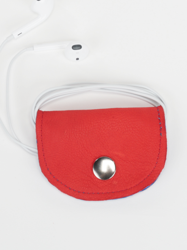 Bèl Mizik Earbud Holder, Road Rage Red Fashion