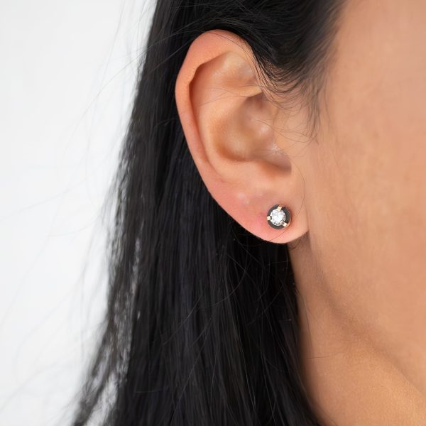 Round Diamond Dark Halo Studs on Sale