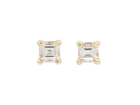 Carré Diamond Studs Fashion